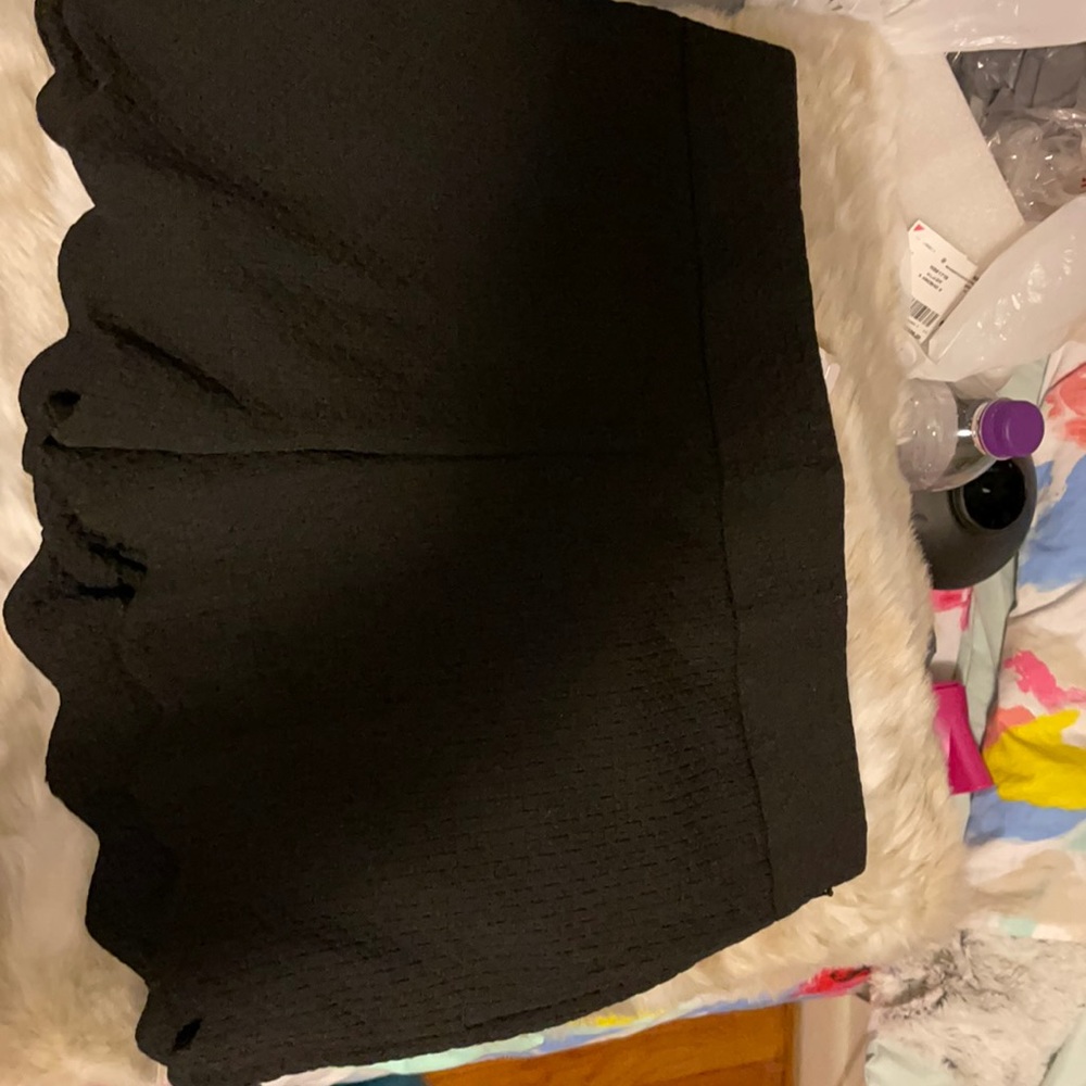 ANN TAYLOR LOFT SHORTS NEVER WORN!